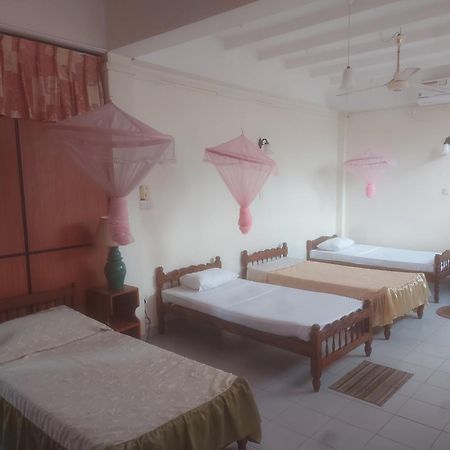 Hotel Shalini Holambra Cameră foto