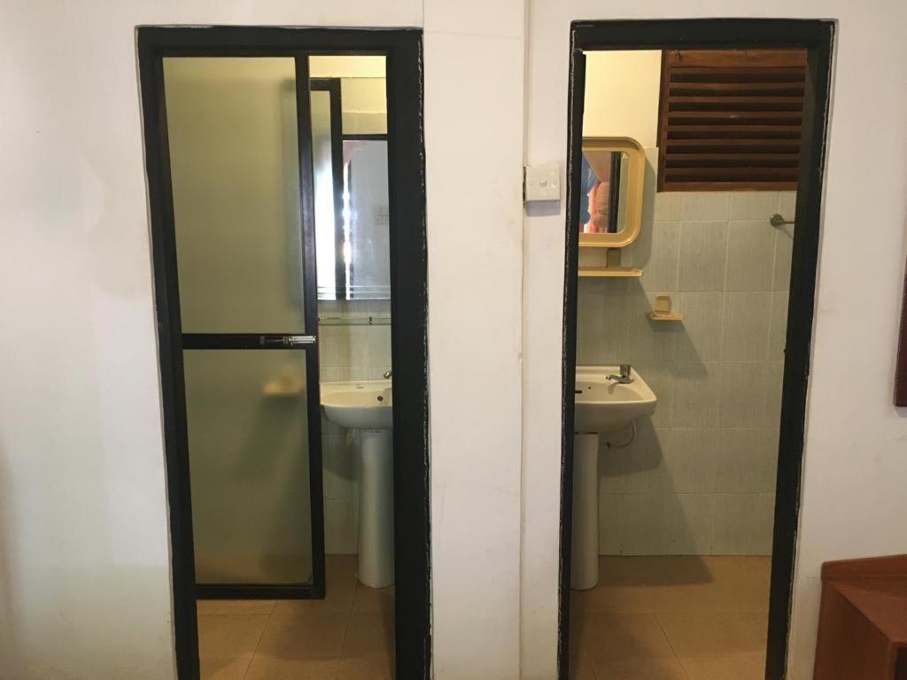 Hotel Shalini Holambra Cameră foto