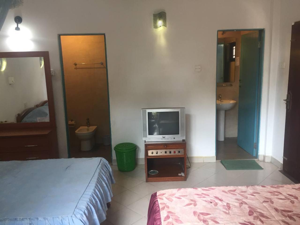 Hotel Shalini Holambra Cameră foto