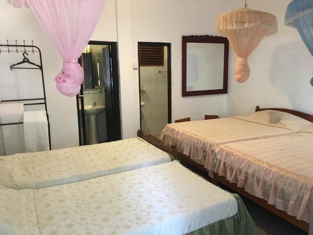 Hotel Shalini Holambra Cameră foto
