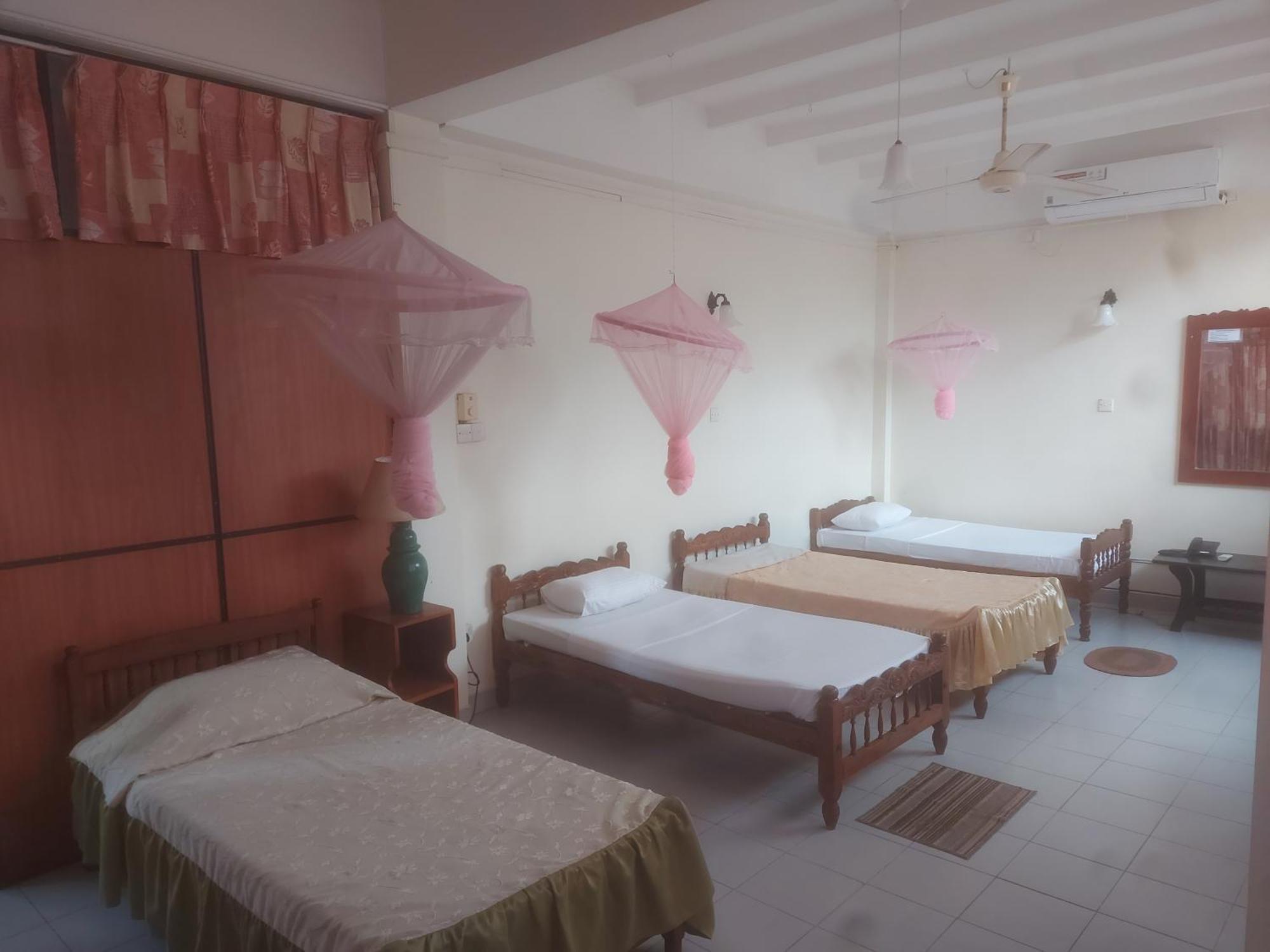 Hotel Shalini Holambra Cameră foto